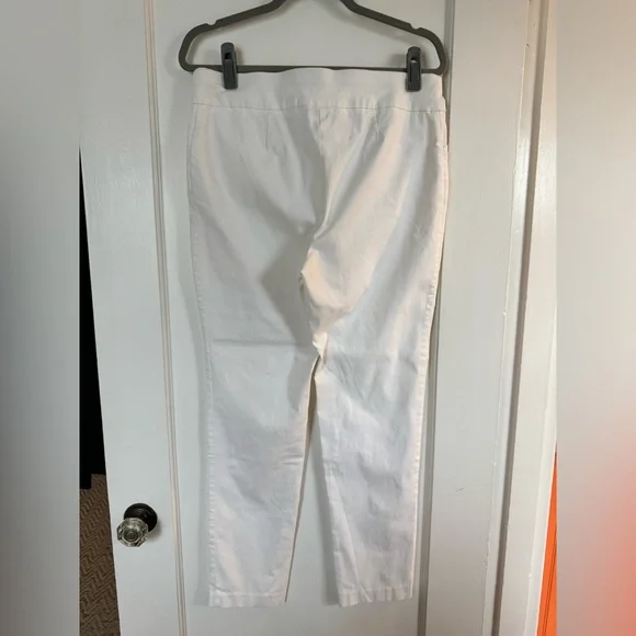 White Slim Fit Pants - Picture 2 of 2